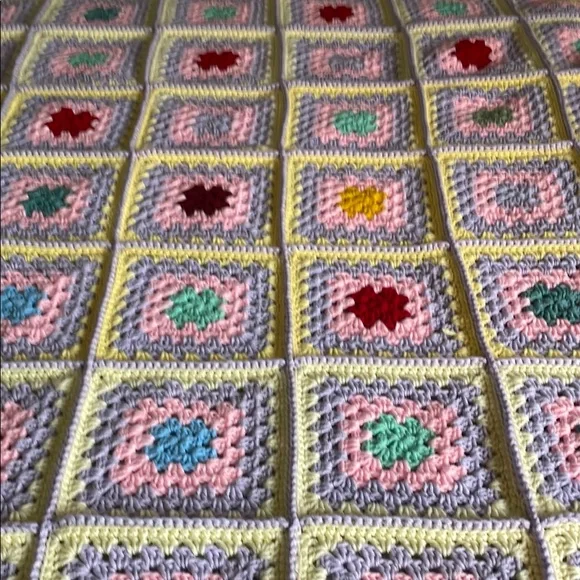 NWT Handmade Afgan Crochet Blanket Throw 55" x 47" - Picture 7 of 9